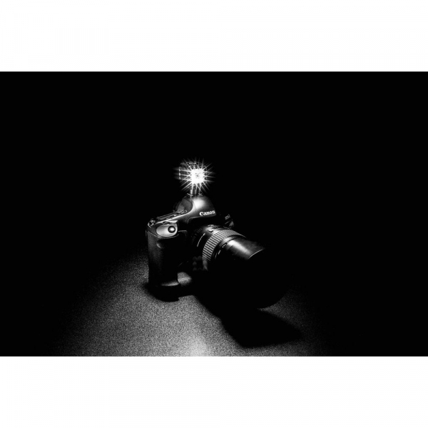 Litra Torch - Lumina LED rezistenta la apa, 800 LUMENI [6]