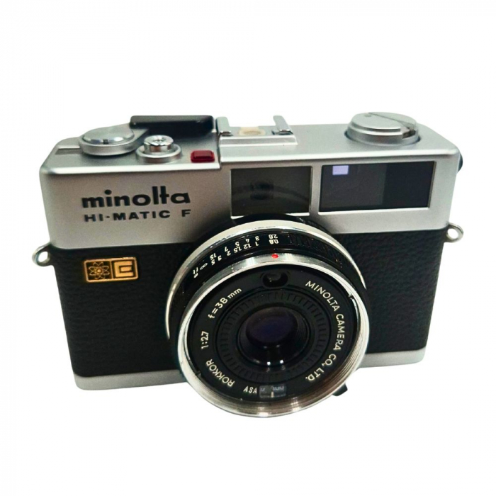 Minolta Hi-Matic F – Cameră analog 35mm cu expunere automată și obiectiv Rokkor 38mm f/2.7, fabricată în Japonia [1]