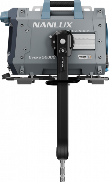 NANLUX Evoke 5000B Spot Light in Flight Case cu Reflector de 45° [5]