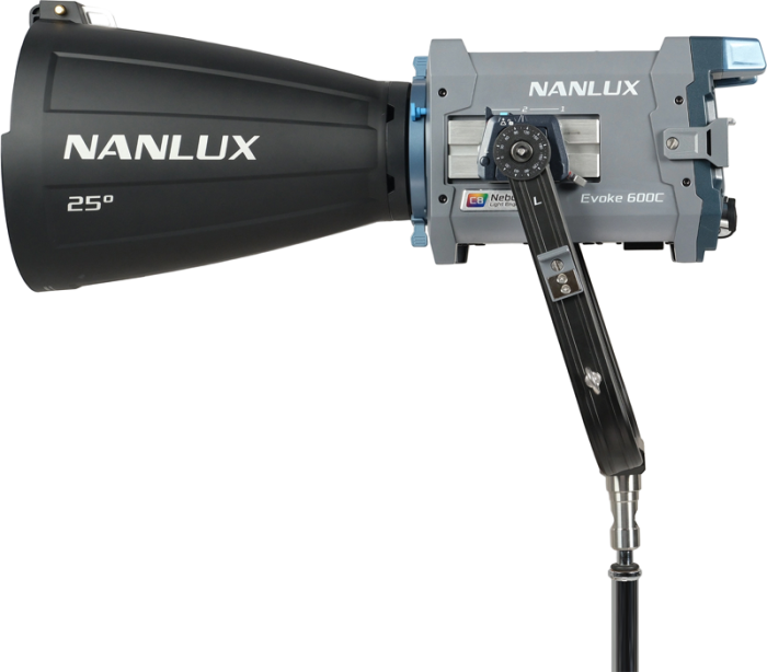 NANLUX Evoke 600C LED Full-color Spot Light with trolley case – lampă LED full-color COB all-in-one 600W [5]