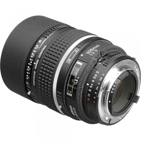 Nikon AF 105mm f/2.0 D DC [3]