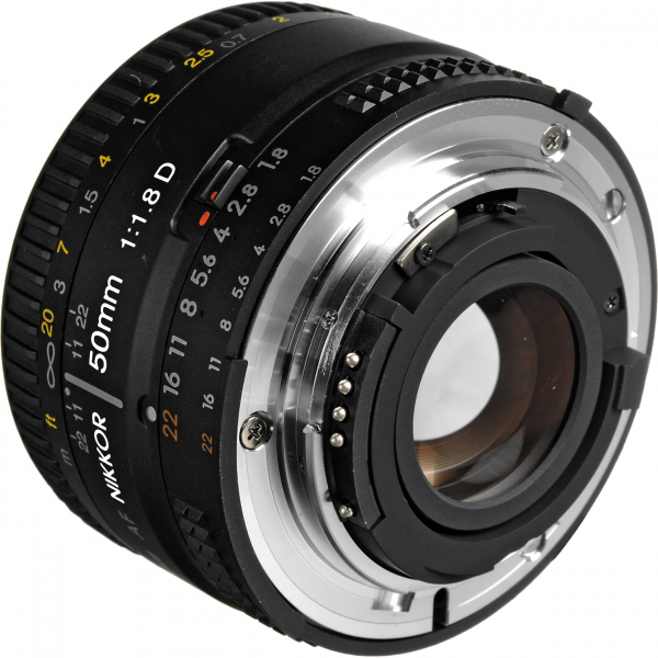 Nikon AF 50mm f/1.8D [3]