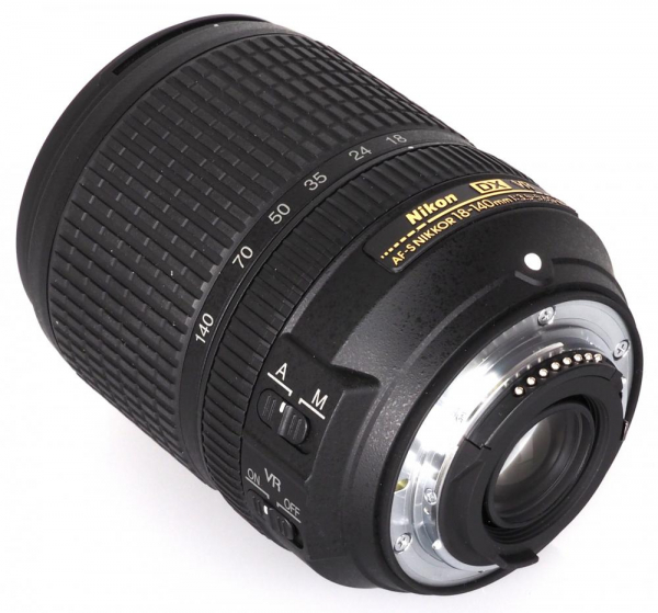 Nikon AF-S DX 18-140mm f/3.5–5.6G ED VR [2]