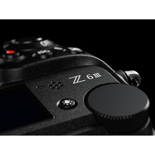 Nikon Z 6III Kit cu Nikon NIKKOR Z 24-70mm f/4 S   -  Aparat Foto Mirrorless Full Frame 24.5MP 6K [22]