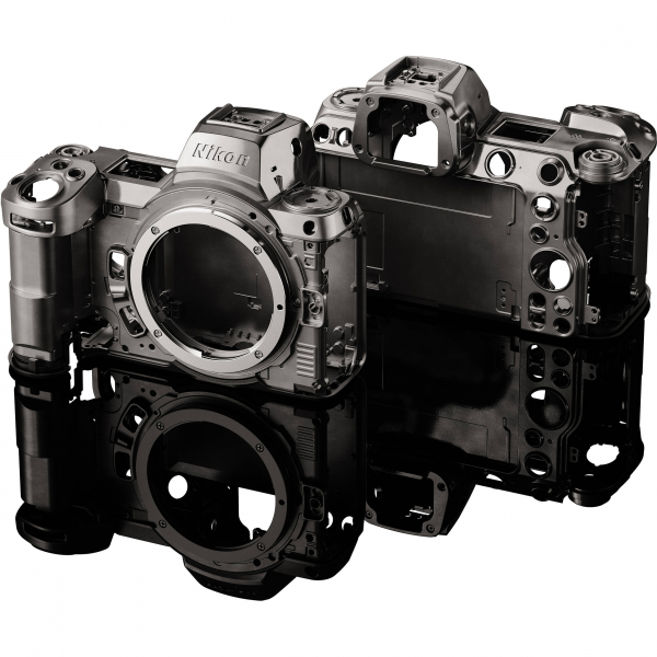 NIKON Z7 II  Kit cu NIKKOR Z 24-70mm f/4 S  -  Aparat Foto Mirrorless Full Frame [19]