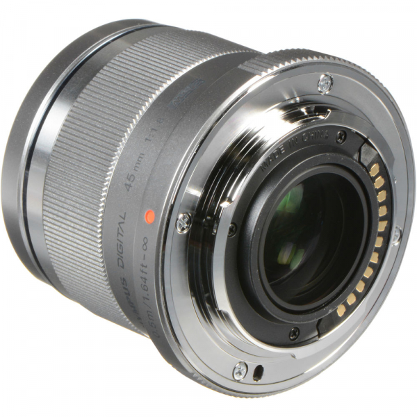 Olympus M.ZUIKO 45mm f/1.8 MSC , silver [4]