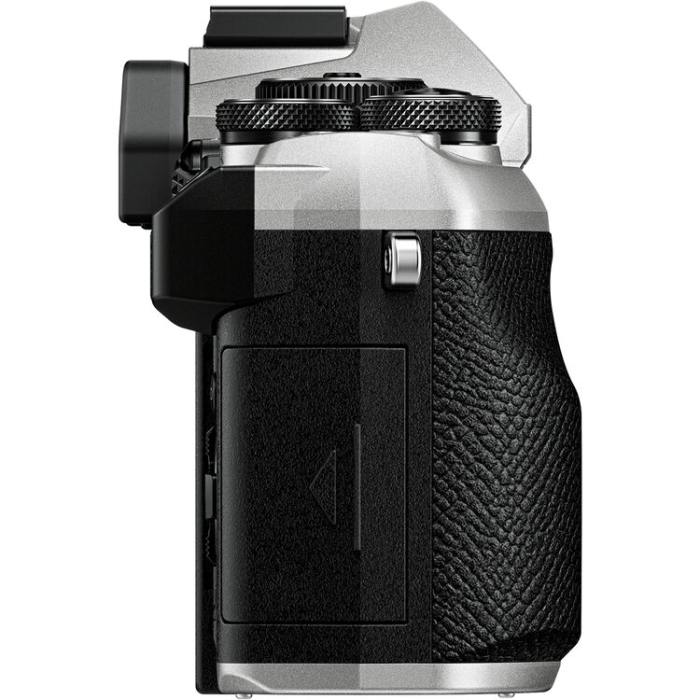 kit-aparat-foto-mirrorless-om-system-om-5-mark-ii-12-45mm-f4-pro-silver.jpg [3]