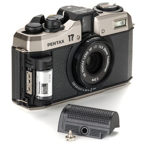 Pentax 17 - Camera Foto Compacta pe Film format Half Frame - 17x24mm [13]