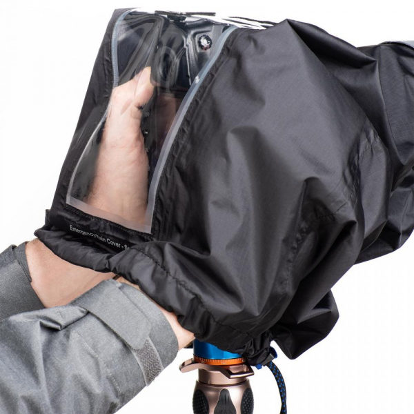 Think Tank Emergency Rain Cover - Medium [4]