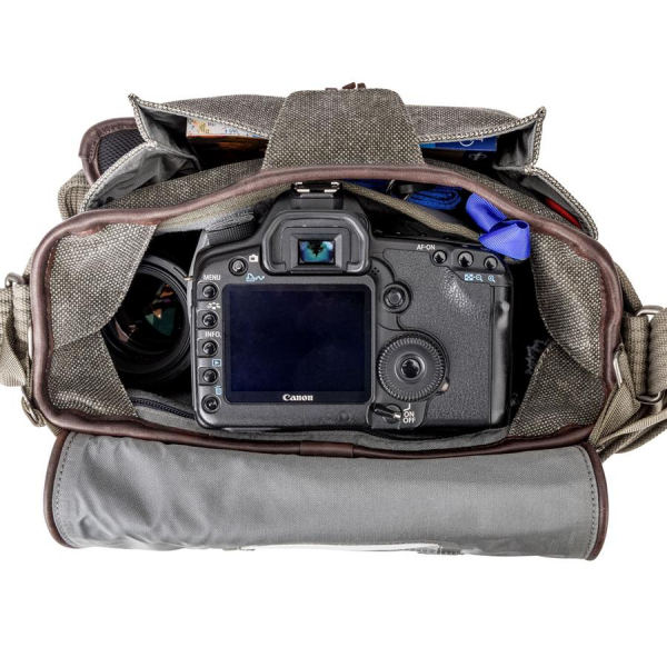 Think Tank Retrospective 5  Pinestone Leather - geanta foto [5]