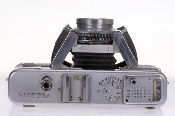 Voigtlander Vitessa L Ultron 50mm f/2.0 [3]