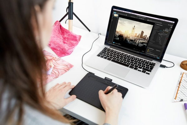 Wacom - Intuos Small Tableta Grafica, Negru [4]