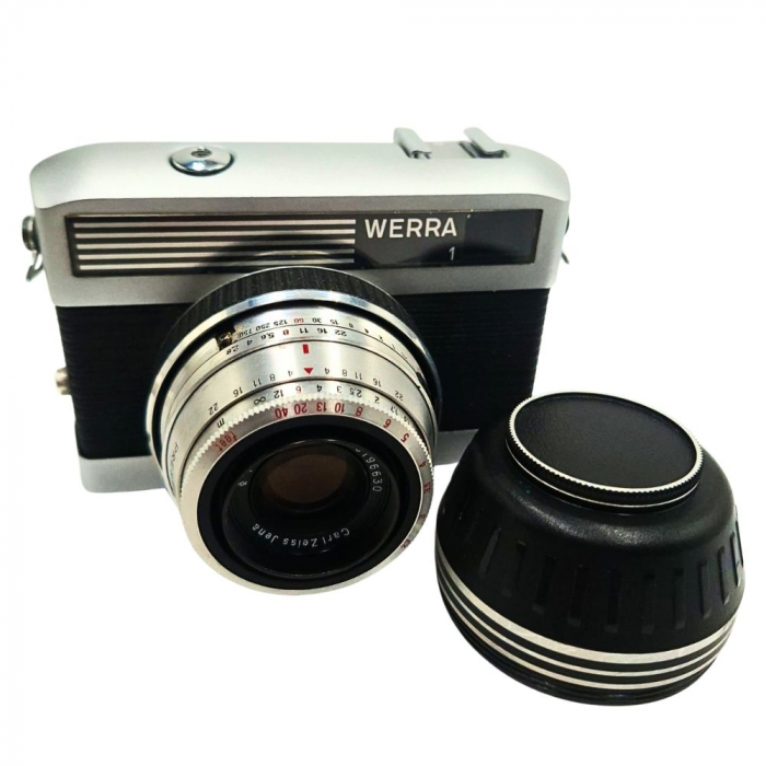 Werra 1 cu obiectiv Tessar 50mm f/2.8 – Cameră analog 35mm fabricată de Carl Zeiss Jena în Germania de Est [2]