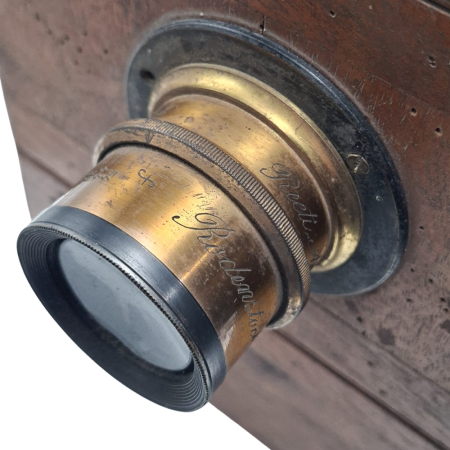 Aparat Foto de Colecție Reise Camera Format 13x18 cm, Corp din Lemn cu Feronerie din Alamă, Obiectiv Rodenstock Vintage, Burduf Roșu, Piesă Istorică [1]