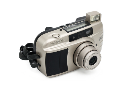 minolta-riva-zoom-125ex-39-125mm-second-hand.jpeg [3]