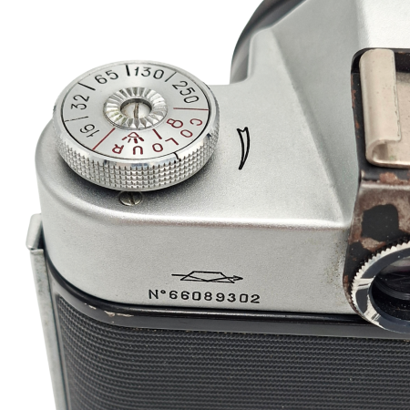 aparat-foto-slr-zenit-m39-obiectiv-helios-44-58mm-f2.jpg [5]