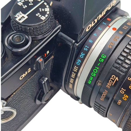 aparat-foto-film-olympus-om-2-sh-zuiko-zoom.jpg [3]