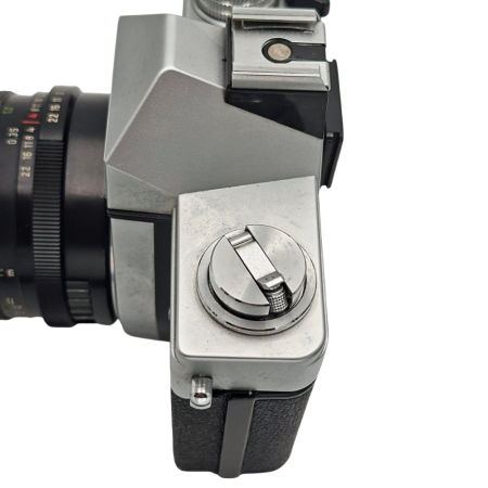 aparat-foto-film-praktica-l2-m42-carl-zeiss-tessar.jpg [4]