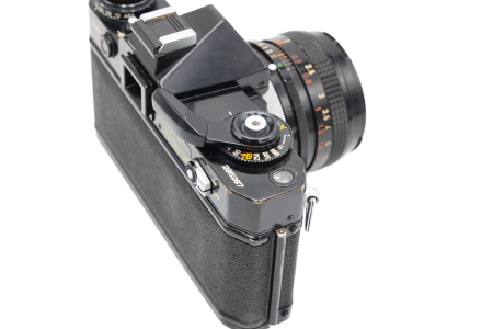 aparat-foto-analogic-slr-35mm-canon-ef-black-second-hand.jpg [2]