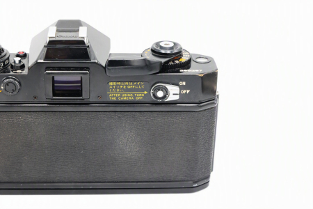 aparat-foto-analogic-slr-35mm-canon-ef-black-second-hand.jpg [3]
