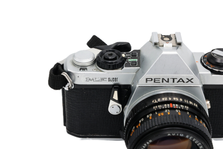 pentax-me-super-argintiu-obiectiv-50mm-f1-7.jpg [1]