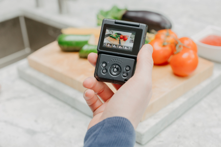 Canon PowerShot V10 Cameră video pentru creatorii de conținut (negru) [9]