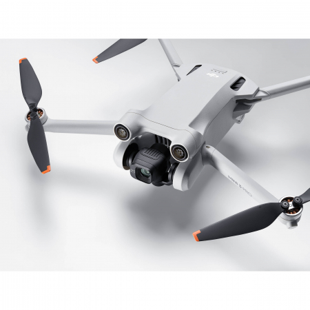 Drona DJI Mini 3 PRO, Gimbal 3 axe, 48MP, Video 4K60, Autonomie 34 min, 249g + Smart Controller O3 [3]