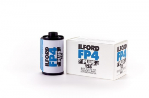 Filme foto si scanere film - ILFORD FP4 PLUS - film alb-negru ,  ISO 125 ,135mm , 36 pozitii