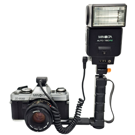 Aparate foto SLR (pe film) (SH) - minolta-x-500-kit-md-50mm-f2-blit-bracket.jpg