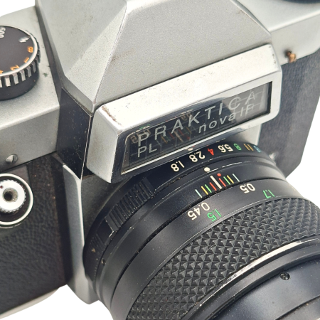 aparat-foto-film-praktica-pl-nova-ib-fujinon-55mm.jpg [2]