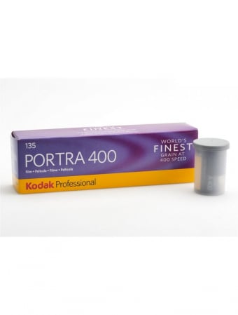 Kodak PORTRA 400 , film color negativ ingust , ISO 400, 135mm, 36 pozitii [1]