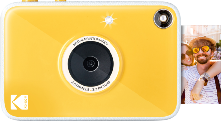 „KODAK Printomatic + Yellow cameră instant point-and-shoot cu vizor optic și print ZINK 2×3 inch autoadeziv". [18]