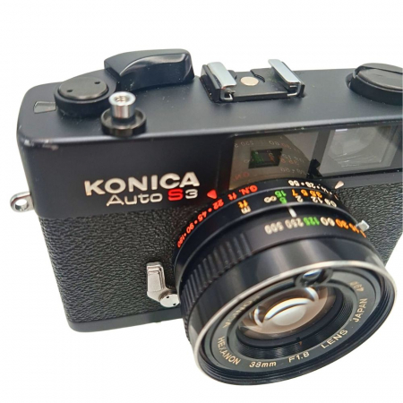 Konica Auto S3 – Cameră rangefinder analog 35mm cu obiectiv Hexanon 38mm f/1.8 și expunere TTL [1]