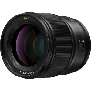 Panasonic Lumix S 85mm f/1.8 [1]