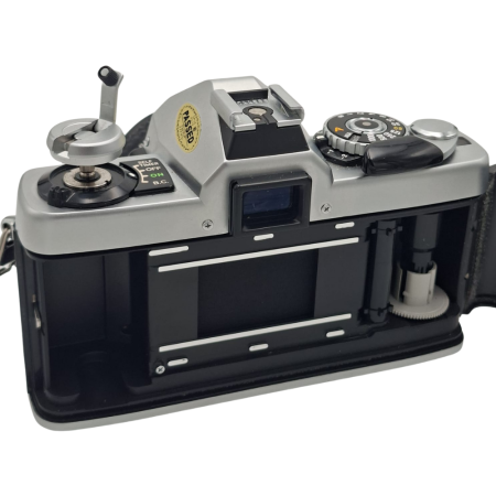 minolta-xg-1-silver-obiectiv-md-rokkor-50mm-f1-7.jpg [6]