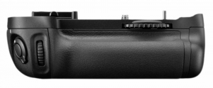 Grip-uri - Nikon MB-D14 battery grip pentru Nikon D600 , D610