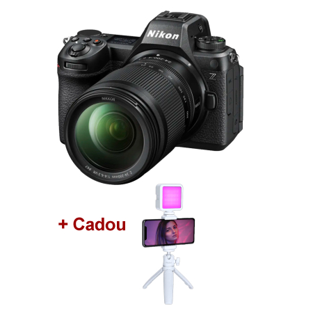 Aparate Foto Mirrorless - nikon-z6iii-kit-nikkor-z-24-200mm.jpg