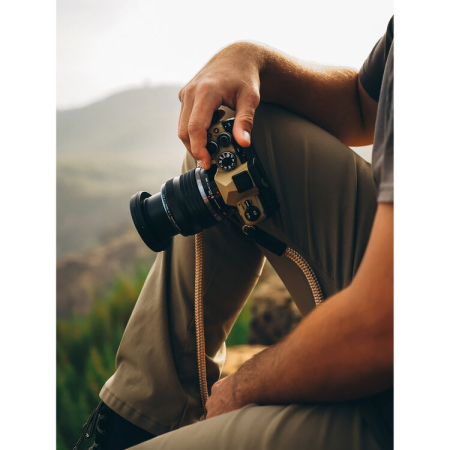 OM SYSTEM OM-5 Mark II body - Sand Beige - Aparat foto Mirrorless [8]