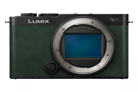 Panasonic LUMIX S9 Full-Frame Mirrorless Camera - Dark Olive (Body Only) DC-S9E-K  - Aparat Mirrorless Montura L [1]
