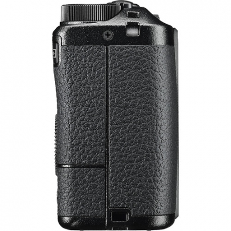 Ricoh GR III – Cameră compactă APS-C pentru fotografie de stradă, cu performanță profesională într-un corp minimalist [9]