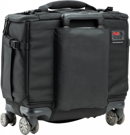 troler-foto-think-tank-airport-navigator-v2 [3]
