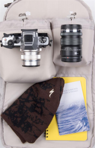 Think Tank Perception™ 15 - Taupe - rucsac foto [2]