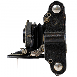Voigtländer Perkeo 3×4 – Cameră foto pliabilă vintage pe film 127, fabricată în 1932 [2]