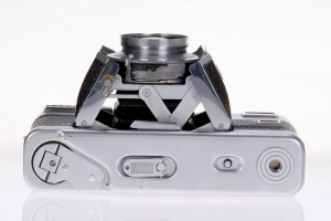 Voigtlander Vitessa L Ultron 50mm f/2.0 [3]