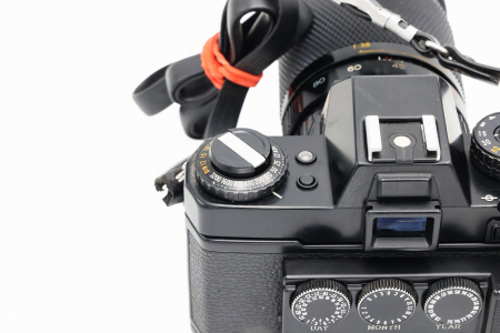 yashica-fr-soligor-28-80mm-aparat-foto-slr-film-second-hand.jpeg [2]