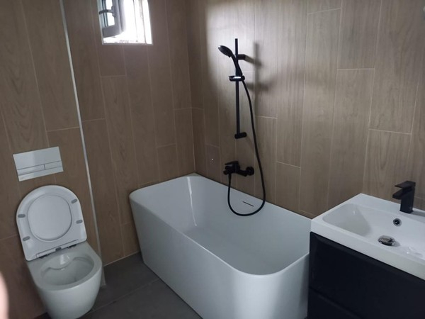 Cada freestanding cu montaj la perete 160x75 Shine [36]