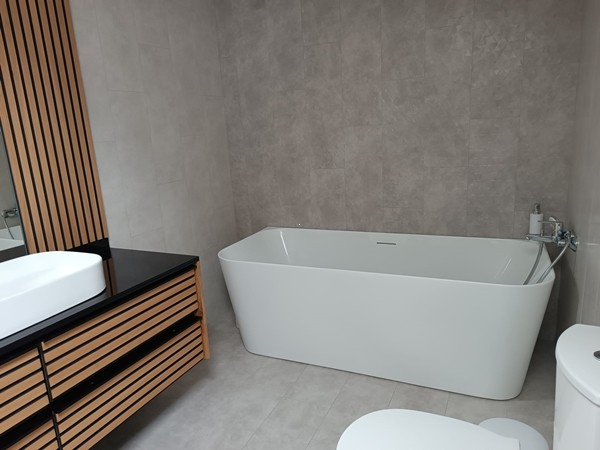 Cada freestanding cu montaj la perete 160x75 Shine [27]