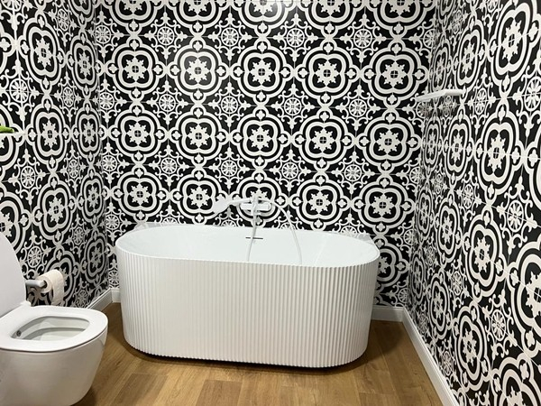 Cada freestanding lipita la perete 170x80 Pollux [33]