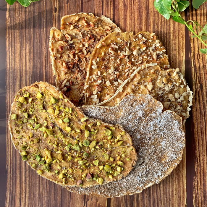 Nutty Banana Treats - banane cu nuci pecan, brazilia, migdale, cocos si fistic [3]