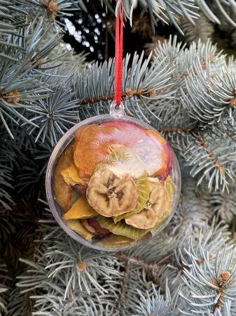decoratiune glob delicii mix fructe deshidratate [1]